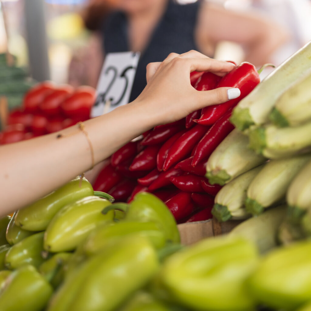 Guía completa para hacer la compra semanal en un mercado tradicional
